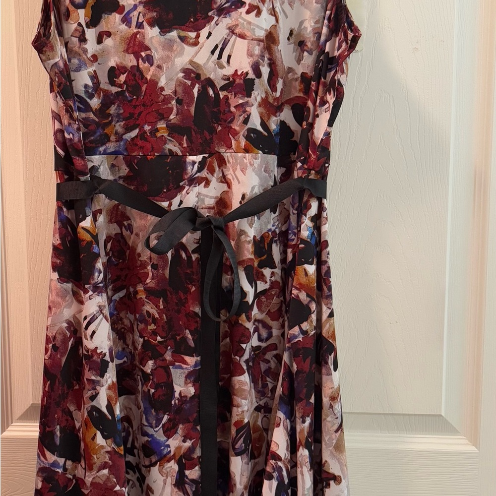 Simply Vera Vera Wang Red and Black A-Line Midi Dress